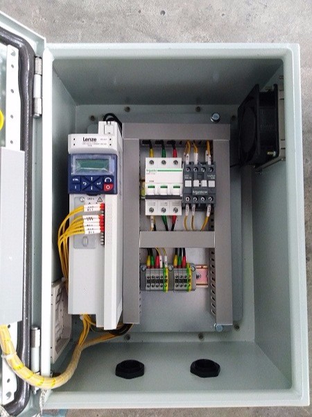 工業(yè)風(fēng)扇用電控箱 工業(yè)風(fēng)扇用電控箱