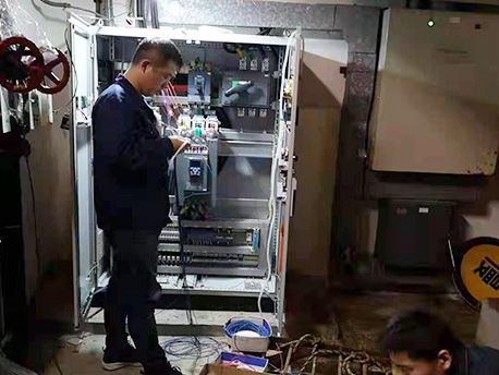 上海某商廈供水系統(tǒng)改造160KWABB軟起動柜